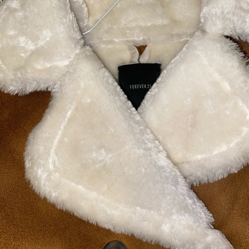 Coat - Picture 2 of 4